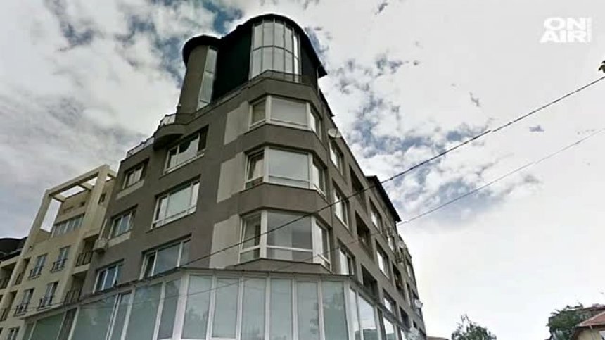 Пламен Георгиев ще изгуби навесите на 186-квадратната си тераса