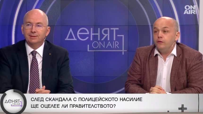 Анализ: Зад фасадата на "сглобката" лъсват задкулисни процеси, Петков ходи да заплашва