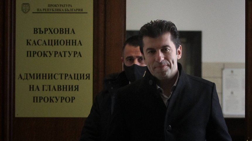 Кирил Петков след разпита: Прокуратурата да докаже, че никой не е над закона