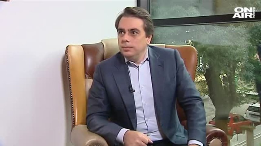 Асен Василев: Не ме блазни премиерският пост, искам България, с която да се гордеем