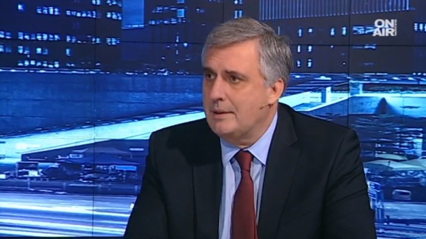 След евроизборите: Българите гласуваха за запазване на статуквото, отбеляза Калфин