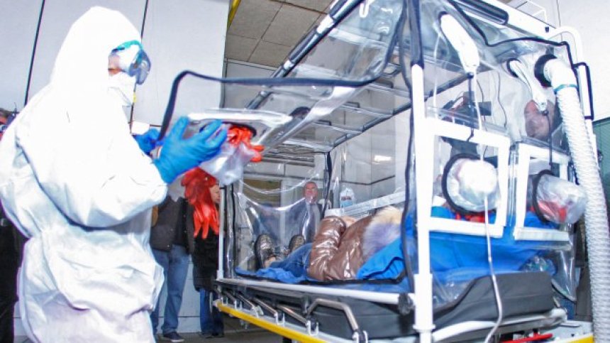 Гърция бие тревога: Имаме първата смърт на напълно ваксиниран пациент