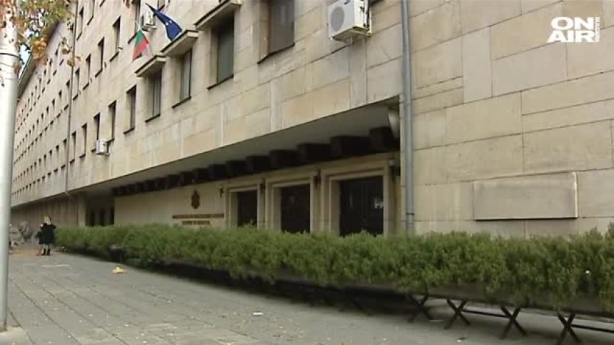 Още рокади в МВР: Началникът на ГДБОП се раздели с поста си (обобщение) 