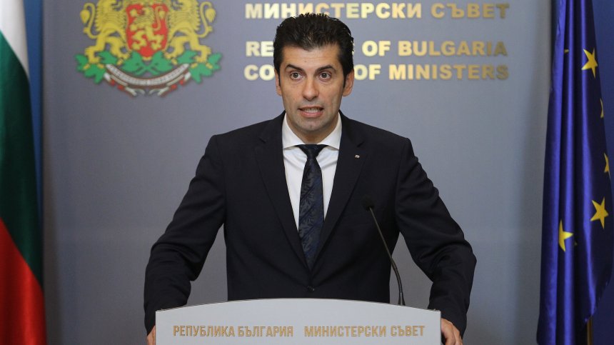 Петков сипе обвинения: 12 години ГЕРБ скрито са работили за интереса на "Газпром"