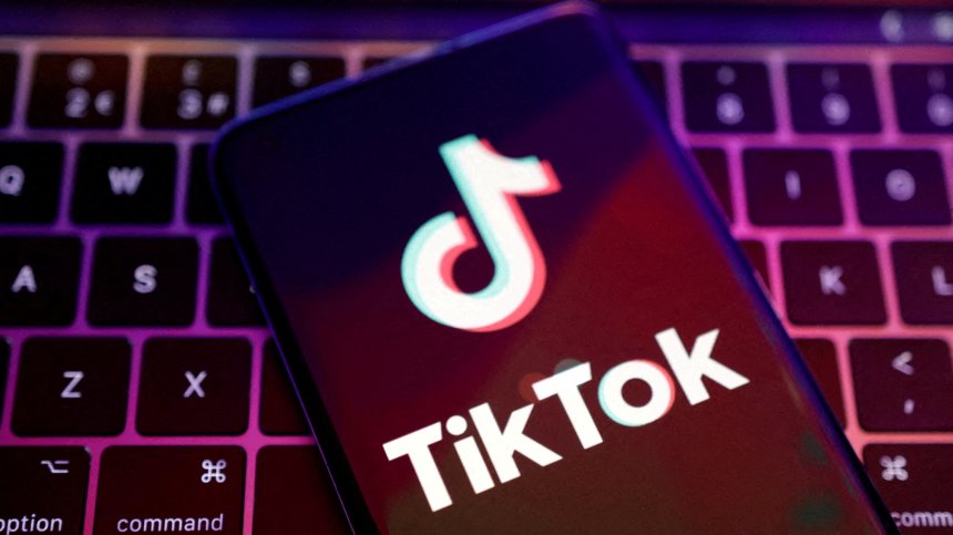 Пламналото дете в Монтана е правило експеримент от TikTok с бензин