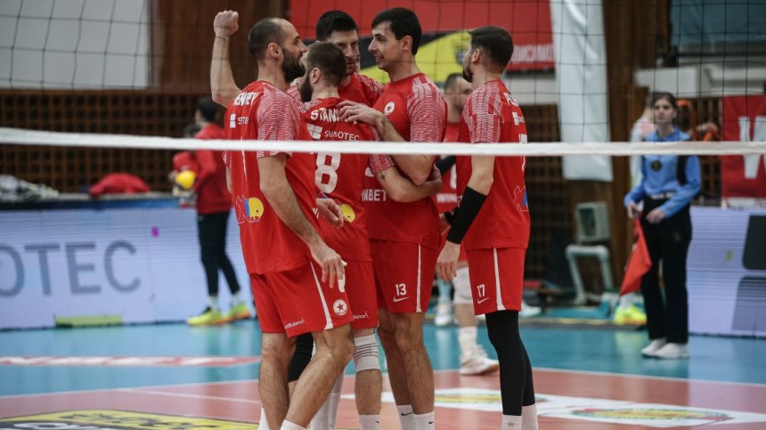 ЦСКА победи "Нефтохимик" и отива на 1/2-финал в мъжкото волейболно първенство