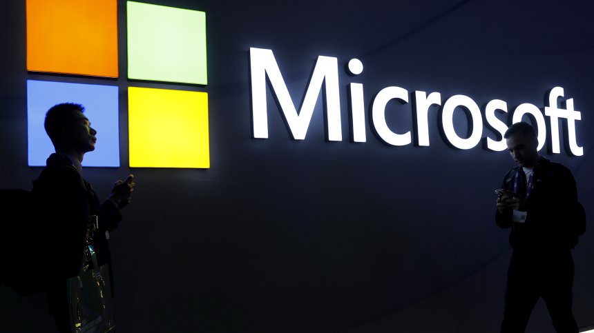 Microsoft изпреварва Apple с $500 млрд., държи и скрит коз