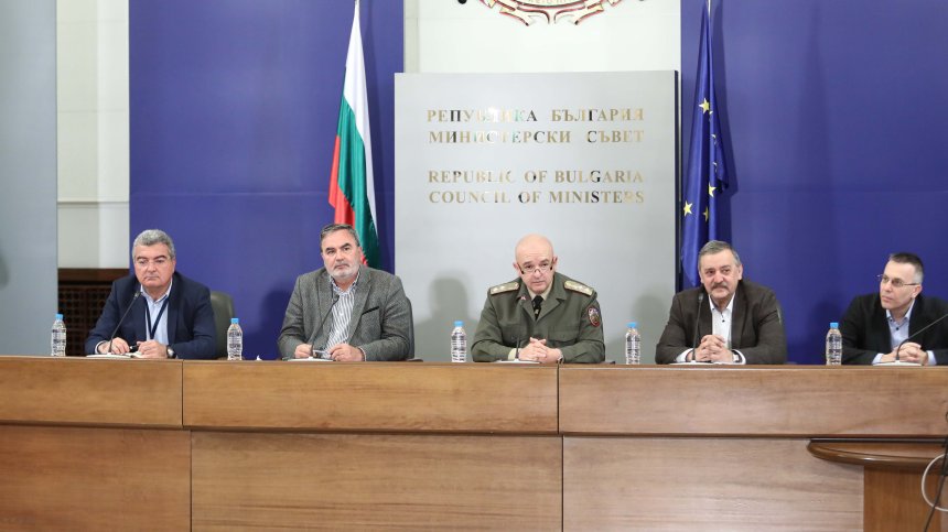 Експерт: Щабът комуникираше прекалено често, еднообразно и еднопосочно