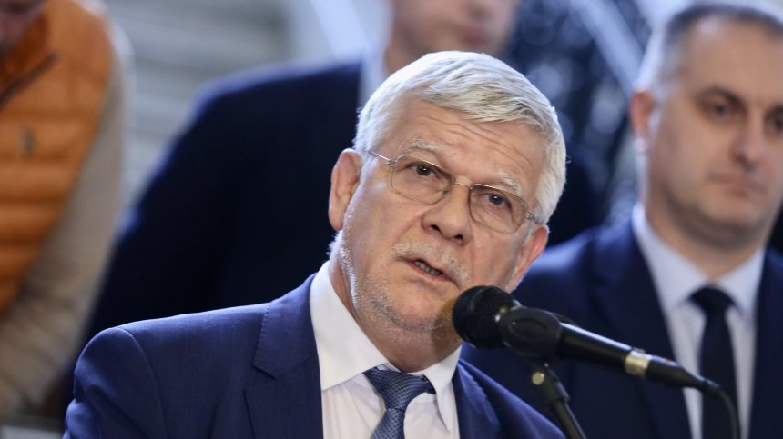 Животновъдни искат оставката на министър Вътев: "Ощетиха ферми заради Украйна"