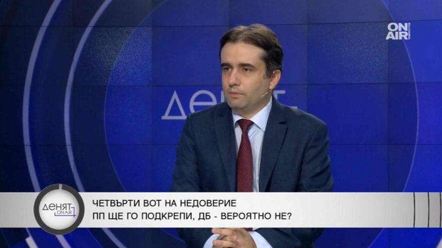 Божидар Божанов: "Величие" и "Възраждане" обезсмислиха вотовете на недоверие