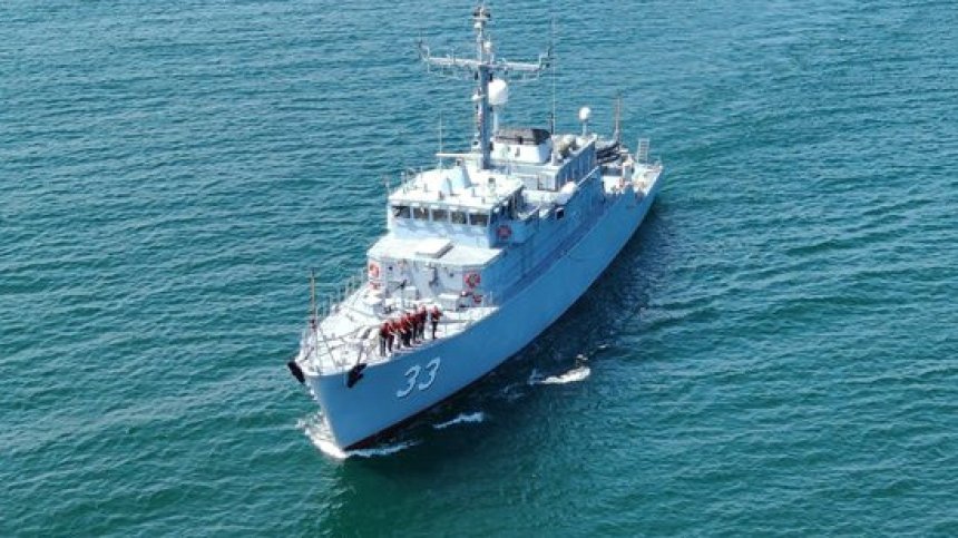 ВМС купува 7 кораба "минен ловец" заради опасности в Черно море