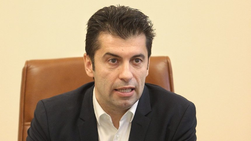 Кирил Петков и Лена Бориславова са призовани на разпит във ВКП