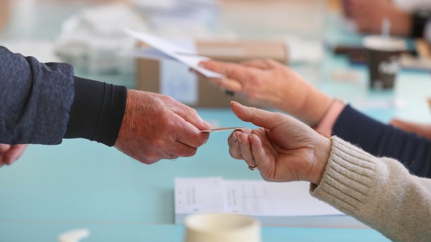 Сънародниците ни в чужбина ще гласуват в около 720 секции на изборите