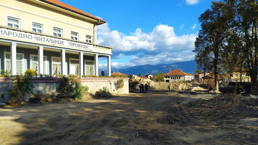 Хората в Каравелово са демотивирани да гласуват след тежките наводнения