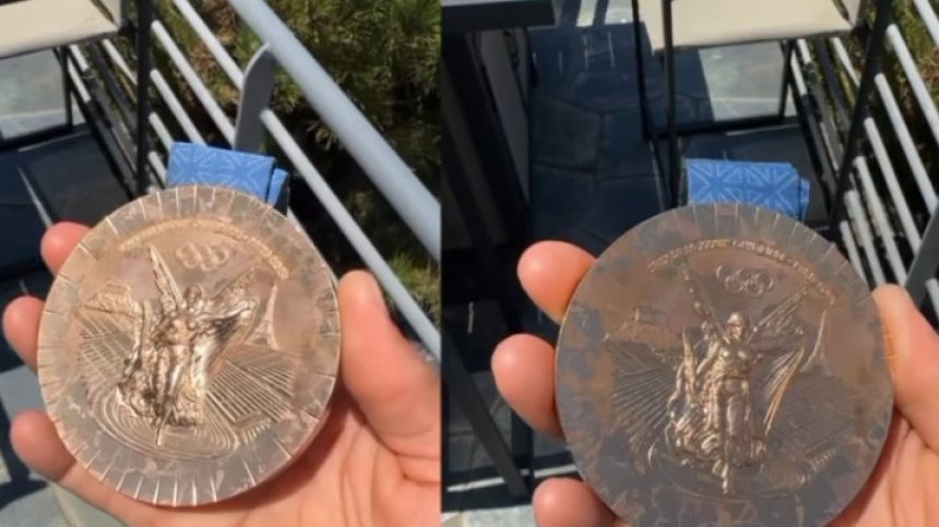 Бронзов медал от Олимпийските игри в Париж ръждяса за 10 дни