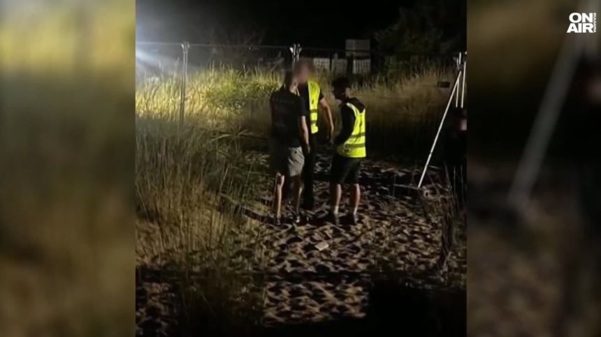 Полицаят, счупил челюст на младеж в плажно заведение, остава в ареста