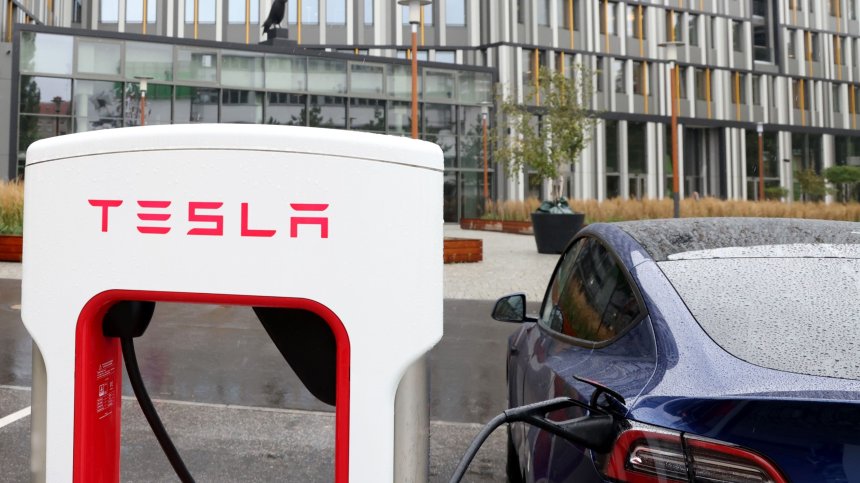 Пореден скок в цените на Model 3 и Model Y на Tesla