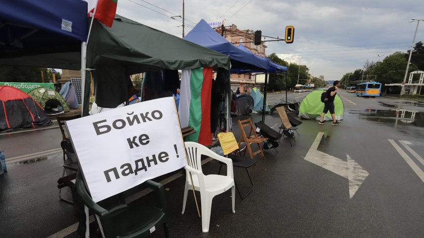 Протестиращи в Ловеч и Пловдив готвят блокади на пътища и булеварди