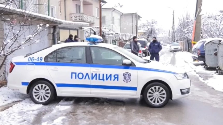 Повдигнаха обвинение на собственика на дома, в който загина детето в Мездра