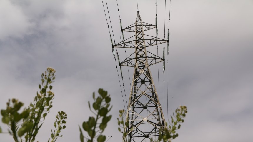 Битовите потребители да излязат на свободния пазар от 2026 г. - ще поскъпне ли токът?