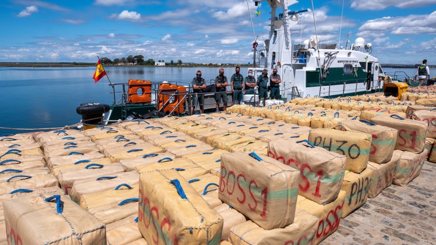 Португалия конфискува 5,2 т кокаин за 200 млн. евро на яхта