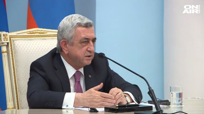 Премиерът на Армения Серж Саркисян хвърли оставка