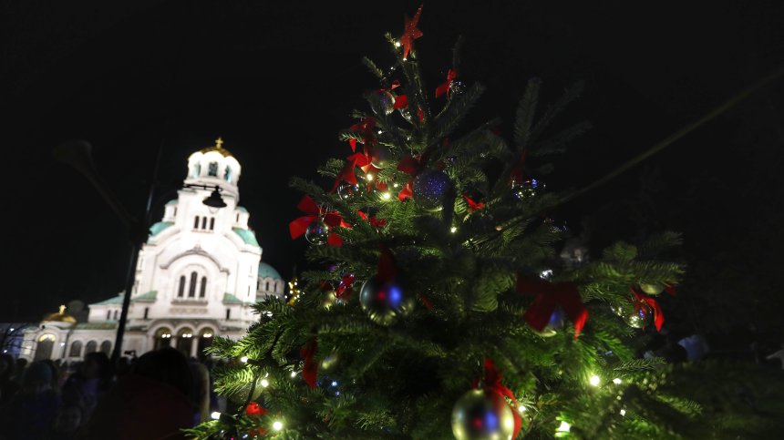 "Фондацията", Стенли, Керана и светлинно шоу за ЧНГ на столичани