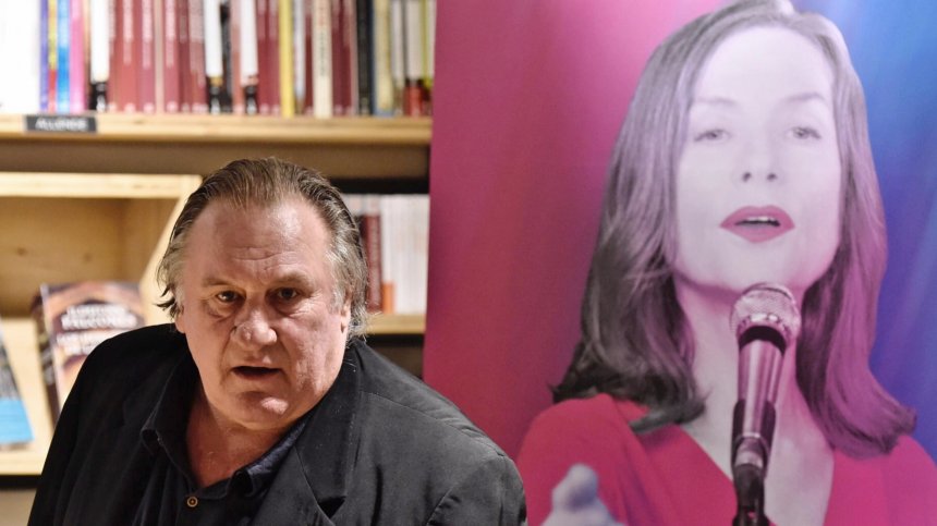 Обвиниха в изнасилване и сексуални нападения Жерар Депардийо