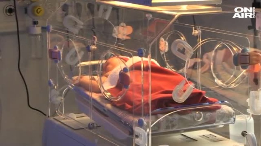 Бебе гигант в Русе: Сърач проплака цели 5,200 кг