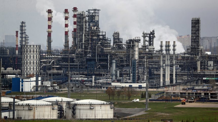 Русия търси подкрепа за доставки на петрол и газ от Иран