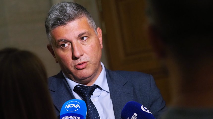 Регионалният министър: Магистрала "Хемус" се превърна в заложник на политическата криза