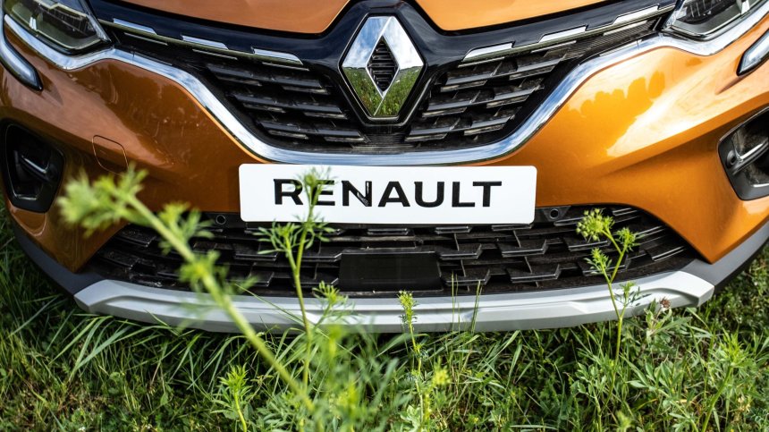 Франция налива €5 млрд. в Renault, за да няма затворени фабрики