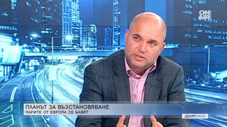Владислав Панев: Цените на тока са в Космоса и ще останат там дълго