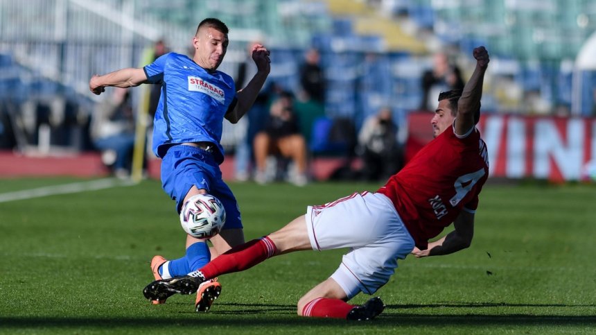 Първа лига отново ще е с 16 отбора, но ще има плейофи