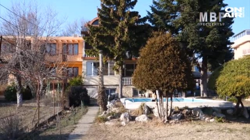 Съдът гледа мерките за неотклонение на задържаните лекари от Варна