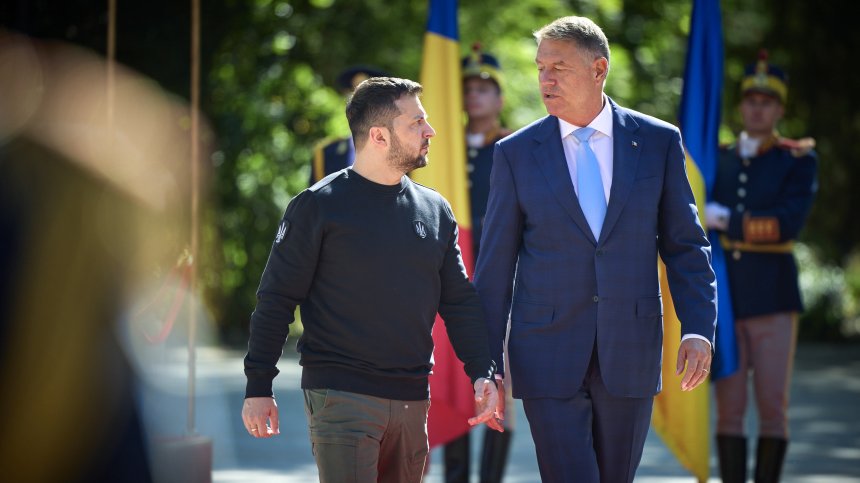 Румънският президент с твърда подкрепа към Зеленски и Украйна