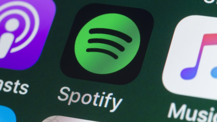 Защо Spotify не филтрира създадената с AI музика