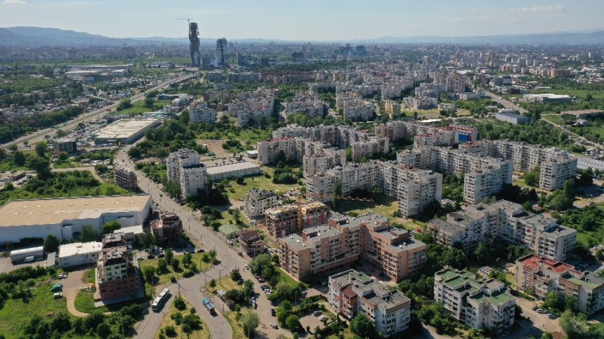 Цените на имотите: За тристаен в София семейство работи поне 7 г., без да харчи за друго