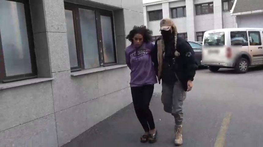 Арестуваха 46 души след взрива в Истанбул, обвиниха сирийка в поставяне на бомбата