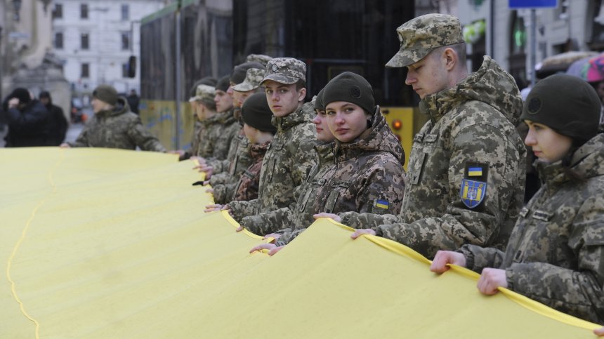 Украински удари предизвикаха пожари в руски петролни складове