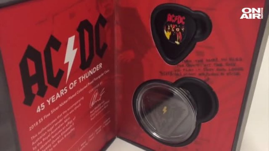 45 години AC/DC: В Австралия пусна колекционерски монети по този повод