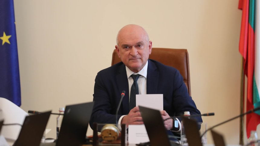 Главчев ще участва в извънредно заседание на Европейския съвет