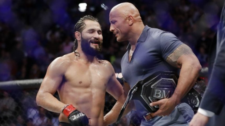Скалата стана партньор на UFC