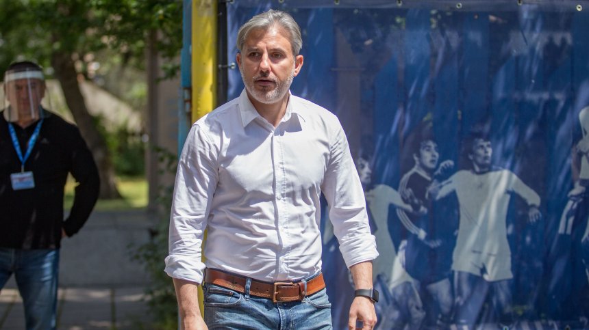"Левски" прие дарението от Пеевски, Павел Колев щял да носи отговорността