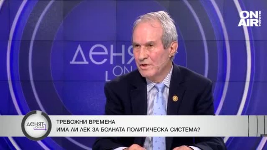 Проф. Гайдарски: Много бяха подлъгани от Слави, номадство е ИТН да гласува с ГЕРБ