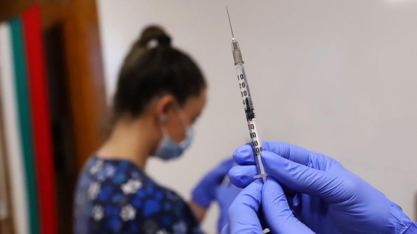 Нищо изненадващо: Избраха "vax" за дума на годината
