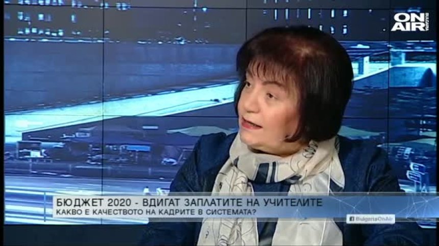 Янка Такева: Трябва да се промени начинът на списването на учебниците