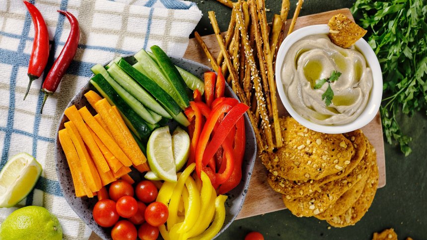 Веган диета: Опасно ли е да не даваме на децата си мляко и месо?