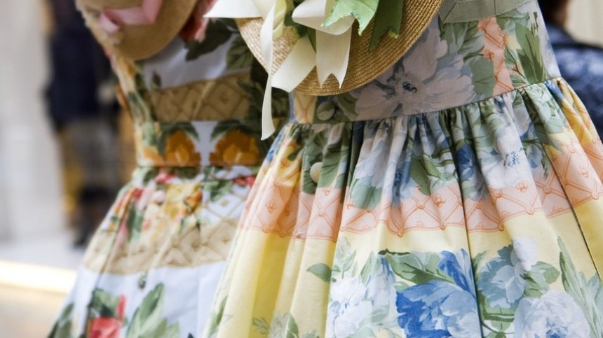 Вкарайте цвят в ежедневието си! Флоралните мотиви владеят модата и през лятото