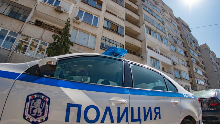 Арестуваха двама непълнолетни за 10 кражби в Китен и Приморско